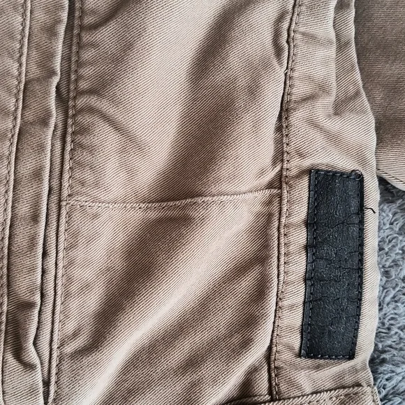 Pants,divided - Picture 3 of 3